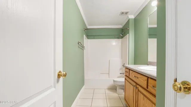 $299,999 | 5218 Indian Bluff Drive, Youngstown, FL 32466