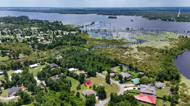 $299,999 | 5218 Indian Bluff Drive, Youngstown, FL 32466