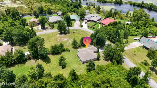 $299,999 | 5218 Indian Bluff Drive, Youngstown, FL 32466