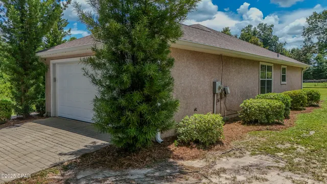 $299,999 | 5218 Indian Bluff Drive, Youngstown, FL 32466