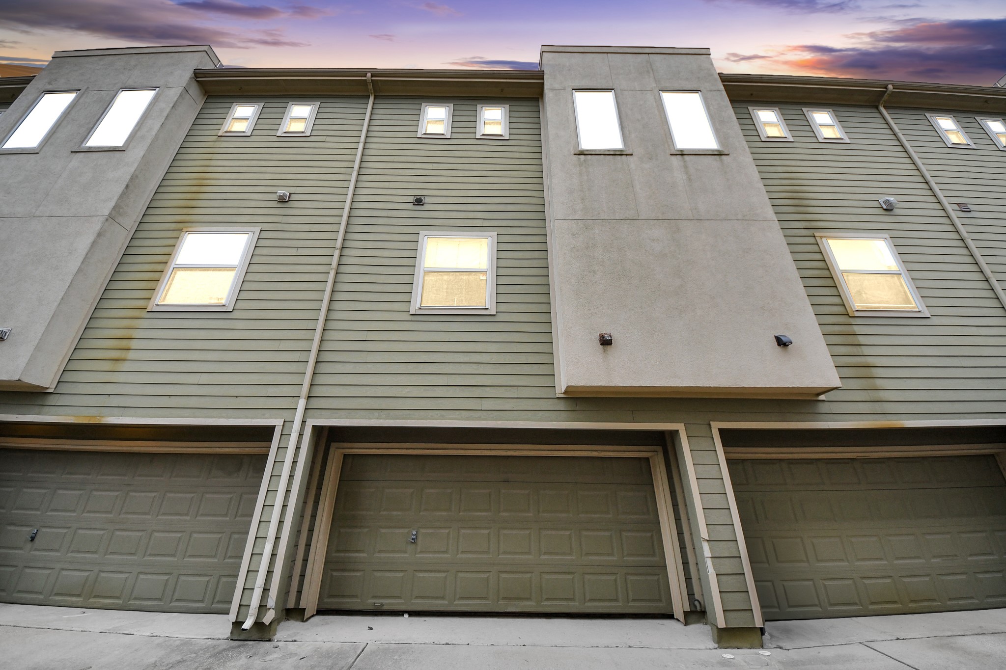 1403 Delano Street, Unit 6 Houston, TX 77003 - Photo 1 of 46 a view of a building
