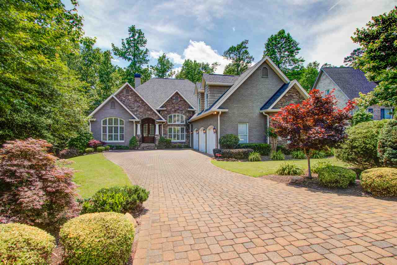 525 Foxcroft Road Greenville, SC 29615 - Photo 1 of 36 Gallery Image 1