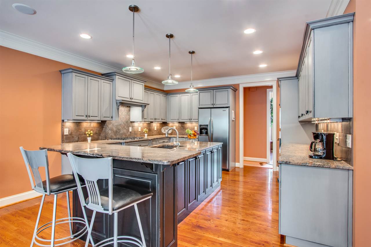 525 Foxcroft Road Greenville, SC 29615 - Photo 3 of 36 Gallery Image 3