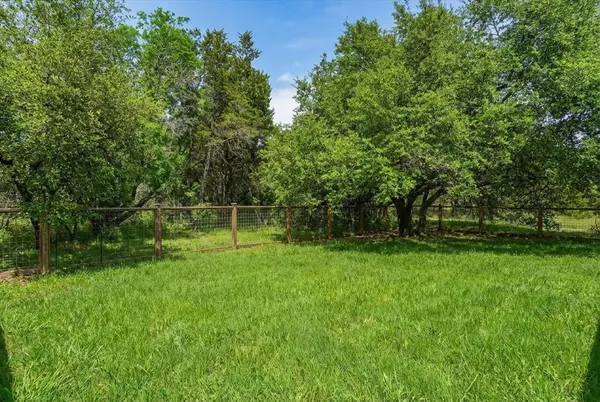 $2,500 | 3014 County Road 2013, Walnut Springs, TX 76690