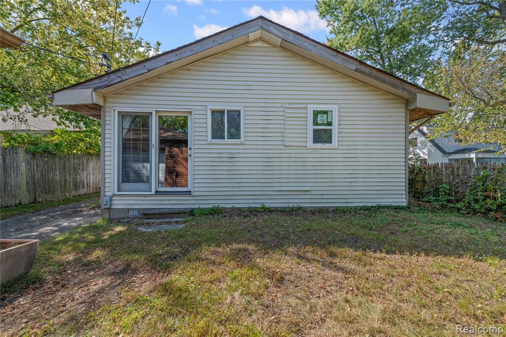 19960 Lichfield Road Detroit, MI 48221 - Photo 28 of 34 Gallery Image 28