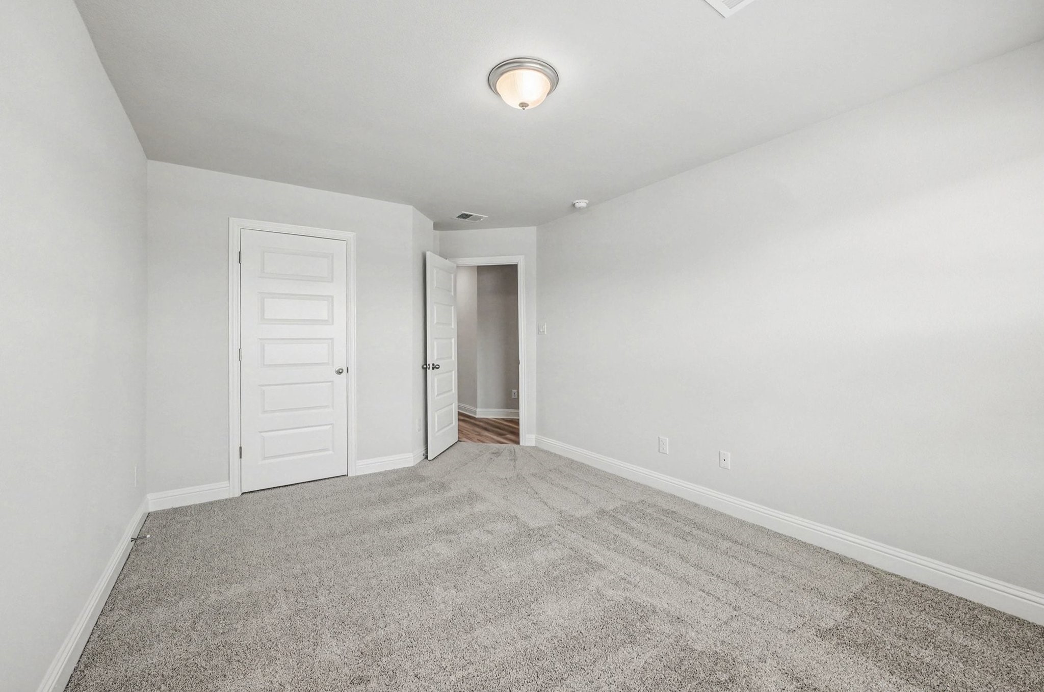 601 Greystone Lane Angleton, TX 77515 - Photo 24 of 32 a view of an empty room