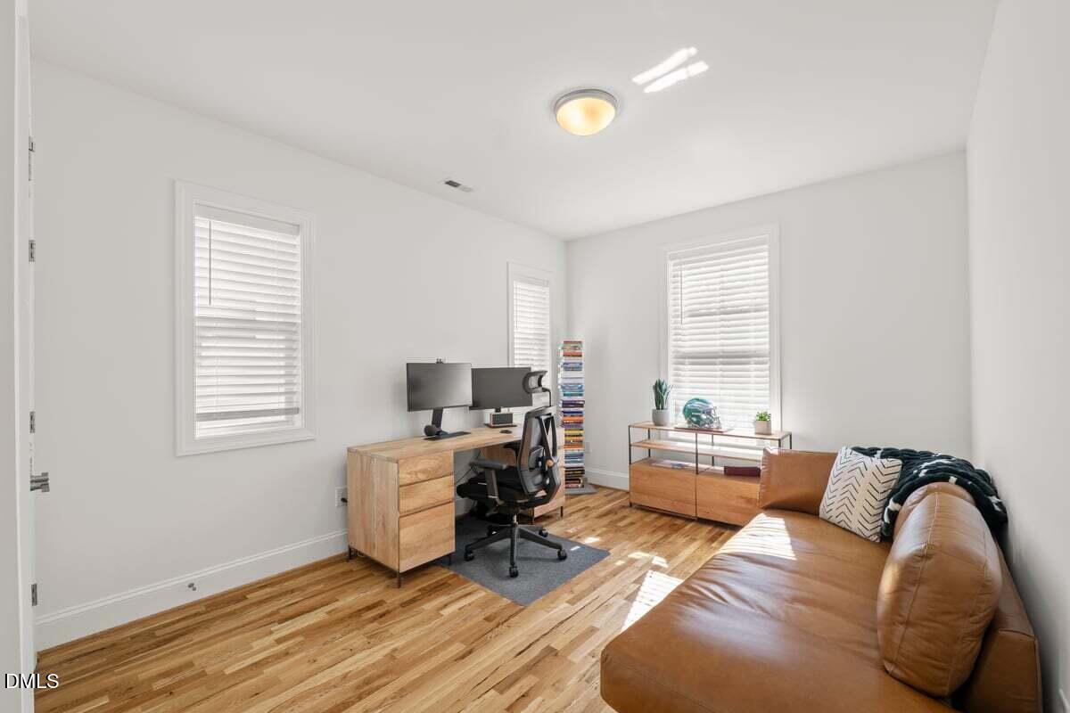 817 Gannett Street Raleigh, NC 27606 - Photo 20 of 28 P1136060