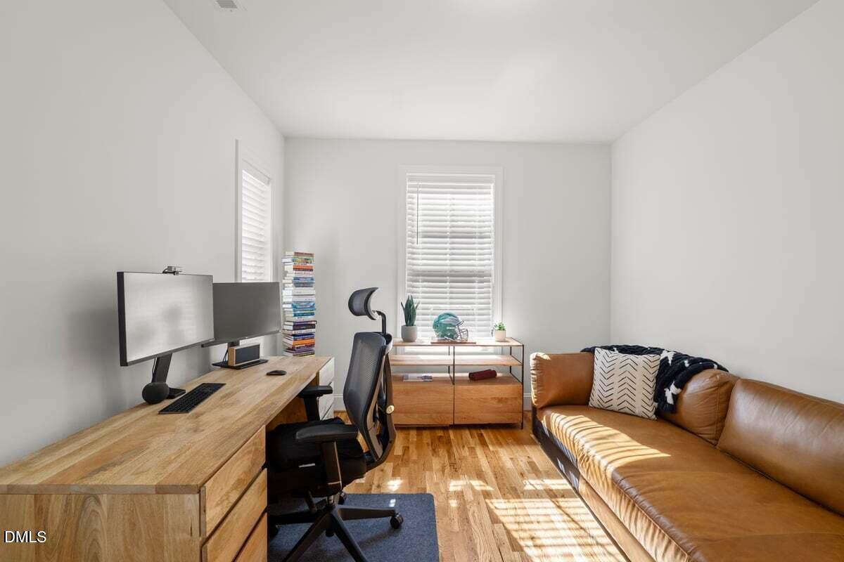 817 Gannett Street Raleigh, NC 27606 - Photo 21 of 28 P1136065