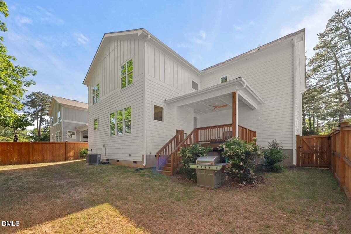 817 Gannett Street Raleigh, NC 27606 - Photo 27 of 28 P1135989