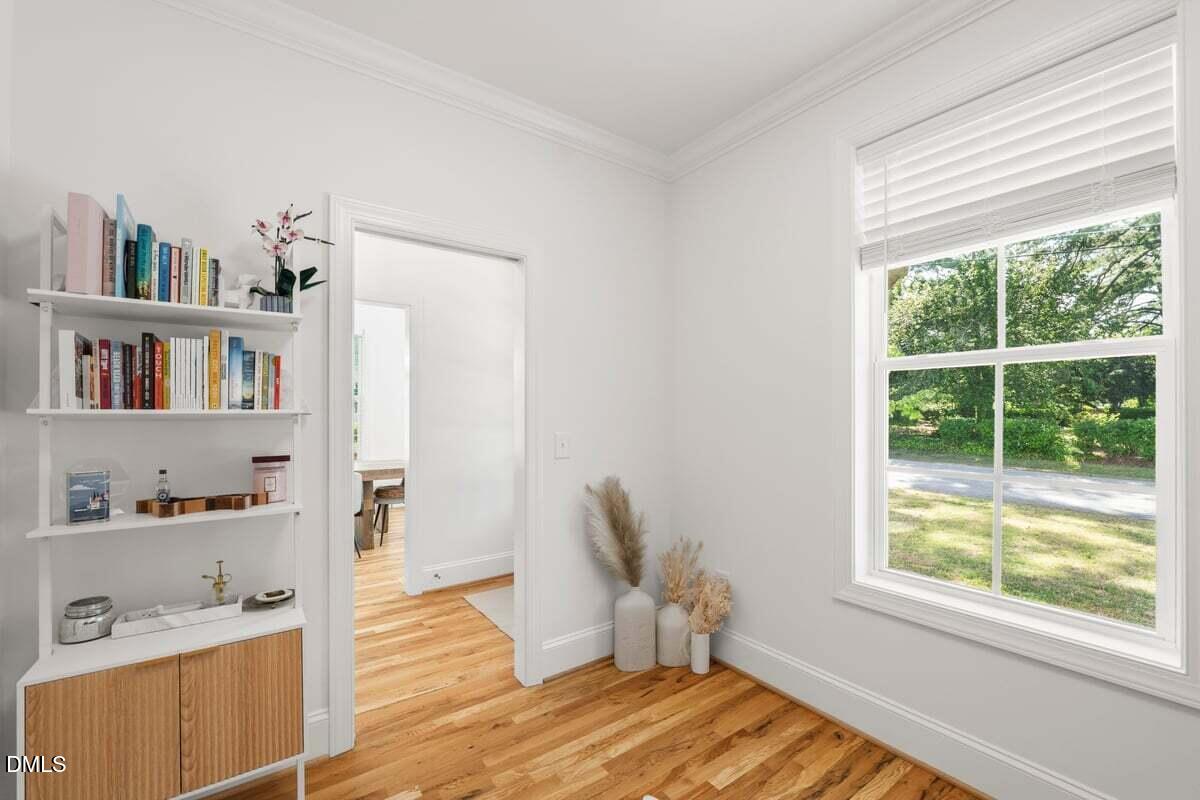 817 Gannett Street Raleigh, NC 27606 - Photo 7 of 28 P1135885