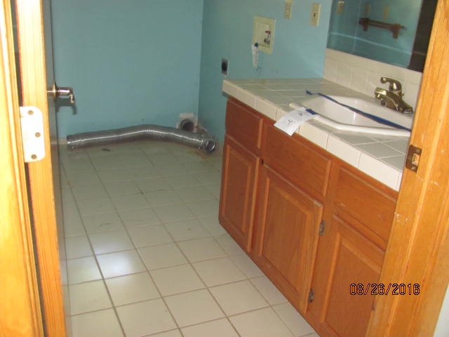 8610 Skegemog Point Road Williamsburg, MI 49690 - Photo 9 of 29 1822887-8.JPG
