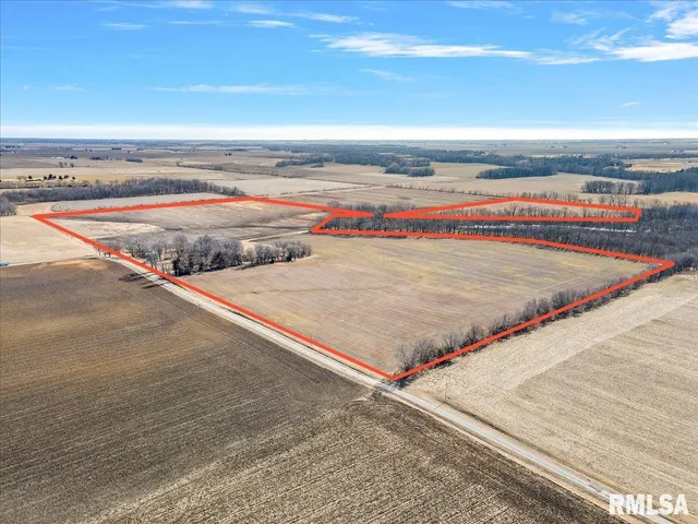 $1,749,343 | 13505 West Long Point Road, Niantic, IL 62551