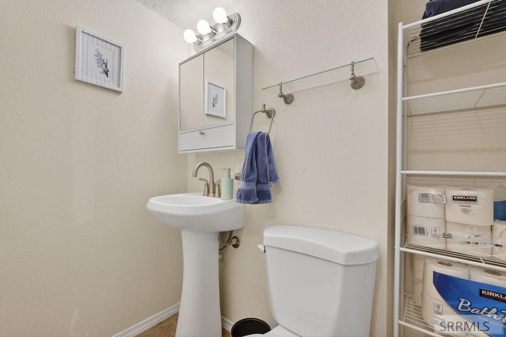 6 Stanford Avenue Pocatello, ID 83201 - Photo 25 of 58