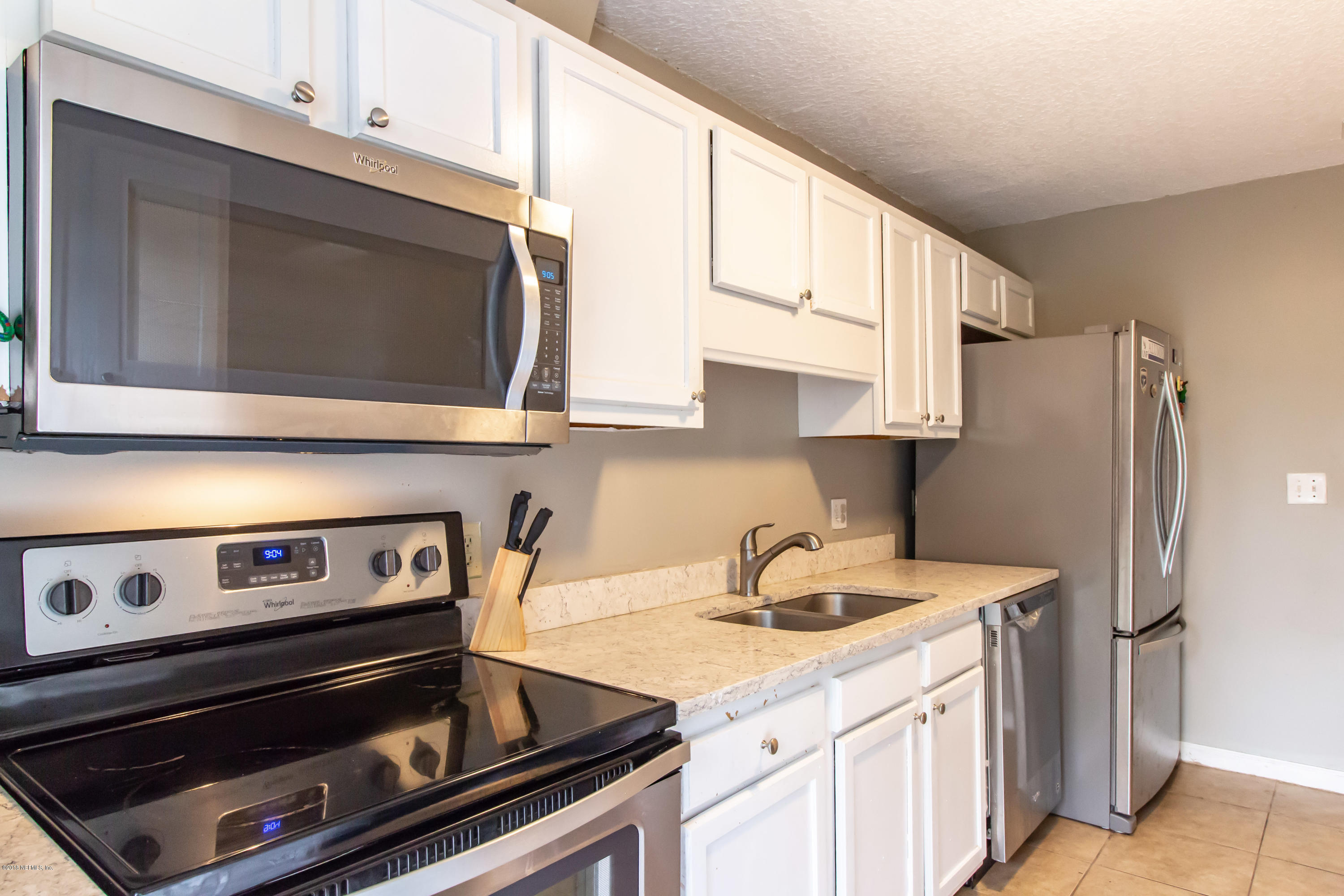 7103 Waikiki Road Jacksonville, FL 32216 - Photo 12 of 21 Kitchen View 1