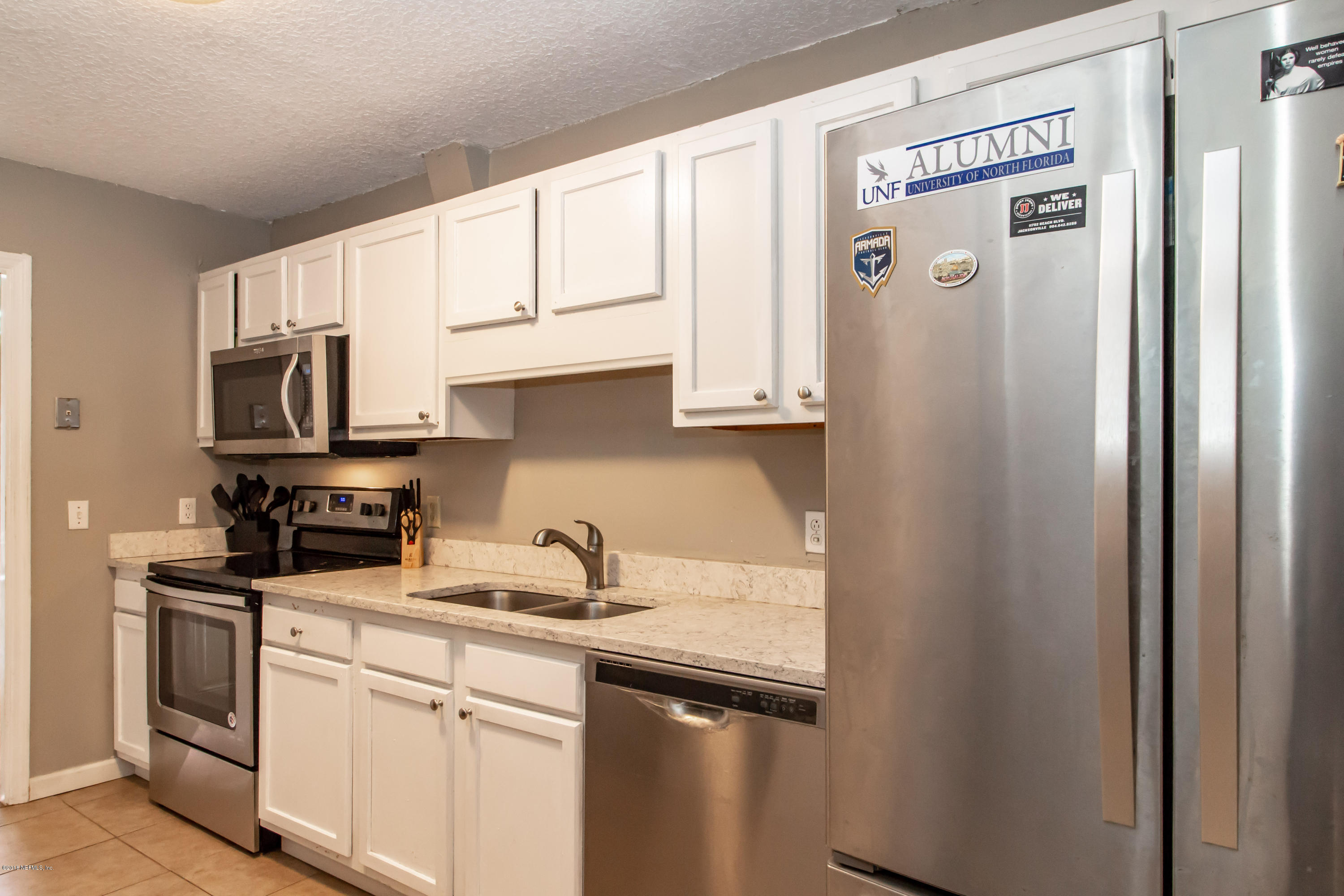 7103 Waikiki Road Jacksonville, FL 32216 - Photo 13 of 21 Kitchen View 2