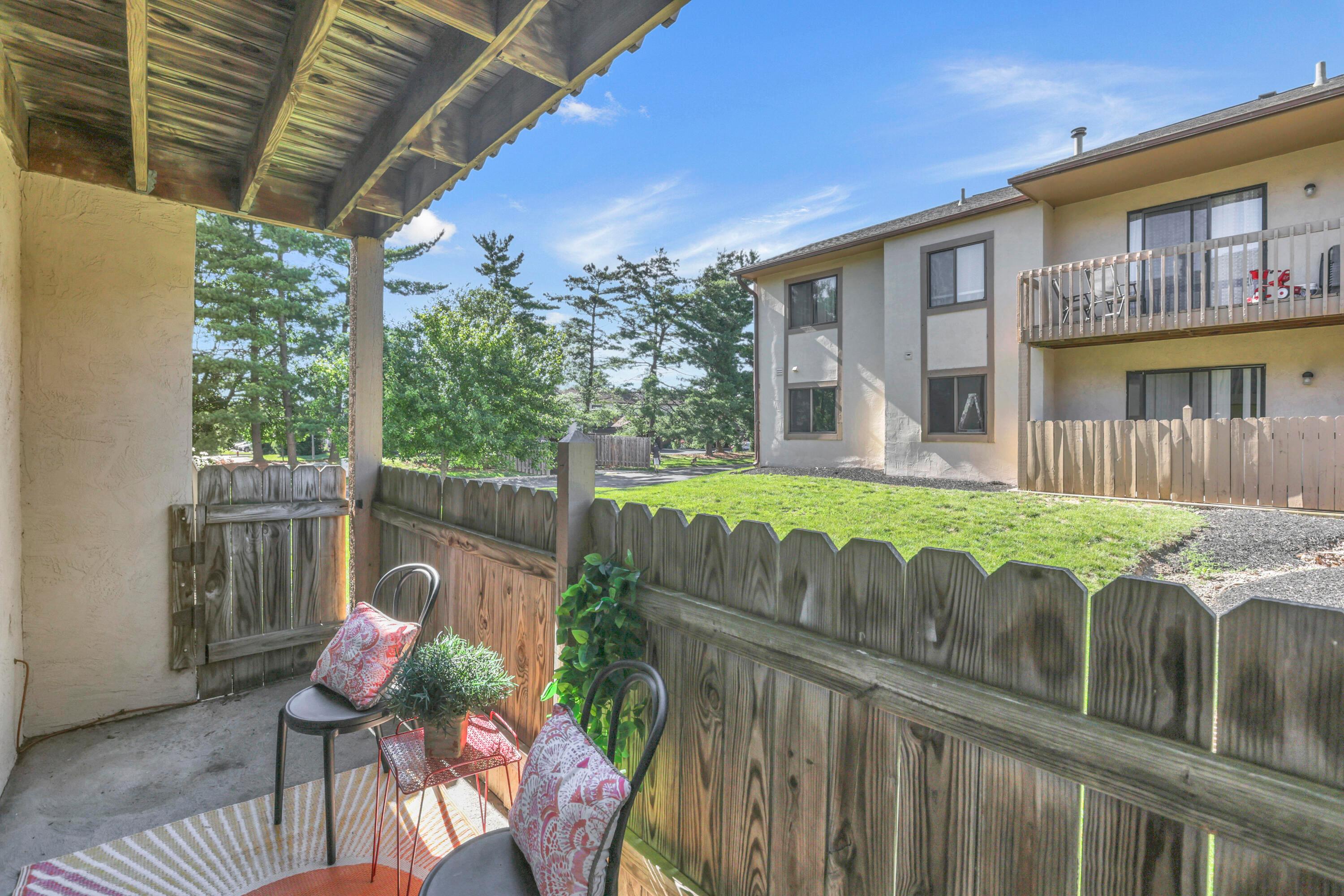 2269 Hedgerow Road, Unit 2269B Columbus, OH 43220 - Photo 19 of 23