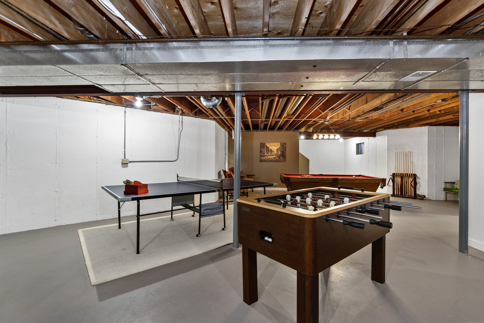 13610 South Kickapoo Trail Homer Glen, IL 60491 - Photo 29 of 37 a view of an outdoor space with table and chairs