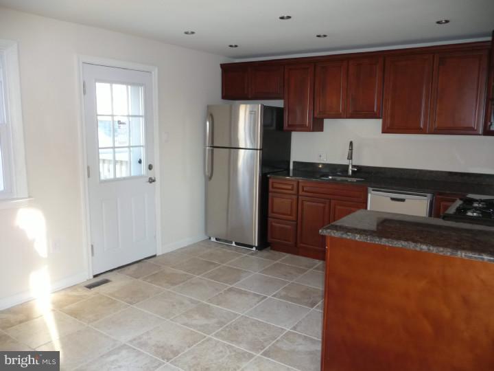 5 Hetzel Road Ridley Park, PA 19078 - Photo 7 of 23 Kitchen