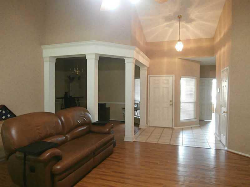 419 Oak Road Belle Chasse, LA 70037 - Photo 3 of 19 Gallery Image 3