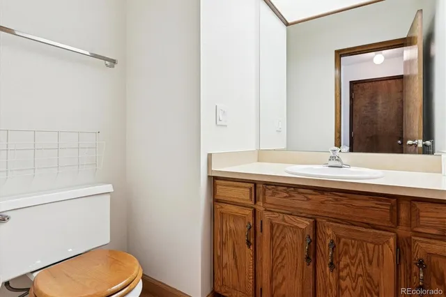 $714,900 | 533 Old Stone Drive, Highlands Ranch, CO 80126