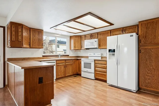 $714,900 | 533 Old Stone Drive, Highlands Ranch, CO 80126