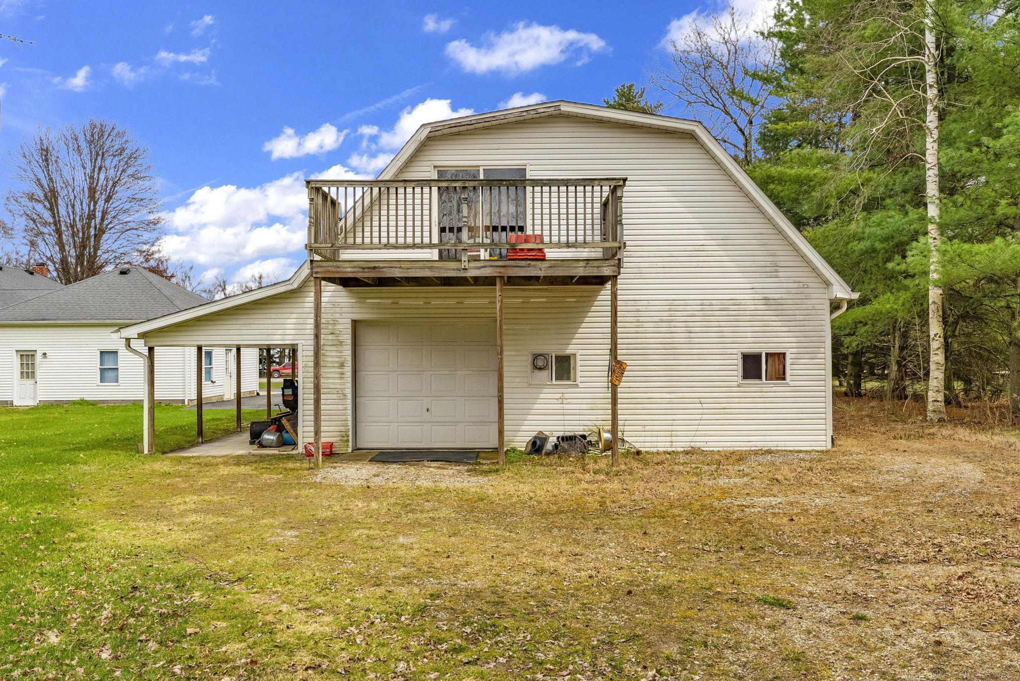 2828 Lakeshore Road Applegate, MI 48401 - Photo 31 of 53 50172196-531e5a87-c332-4d4c-9a23-ee5b7ea06299.JPG