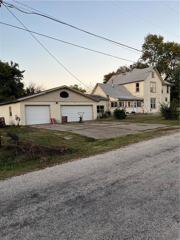 402 Mc Rae Street Gas, KS 66749 - Photo 3 of 45