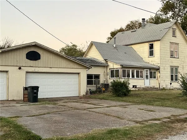 $69,500 | 402 Mc Rae Street, Gas, KS 66749