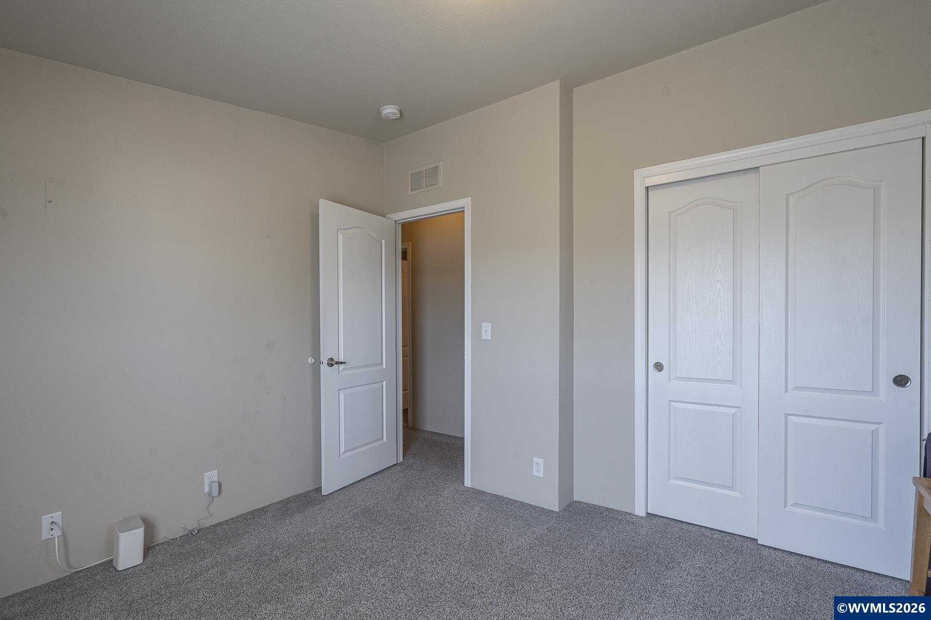 5422 Portland Road Northeast, Unit 130 Salem, OR 97305 - Photo 32 of 36
