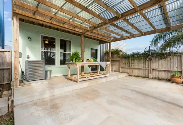 $424,000 | 4514 Boulevard Street, Bacliff, TX 77518