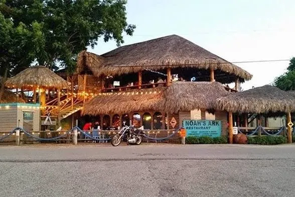 $424,000 | 4514 Boulevard Street, Bacliff, TX 77518