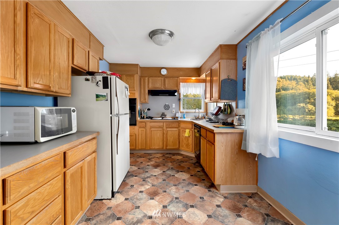 68 Bear Gulch Road Aberdeen, WA 98520 - Photo 14 of 36 Gallery Image 14