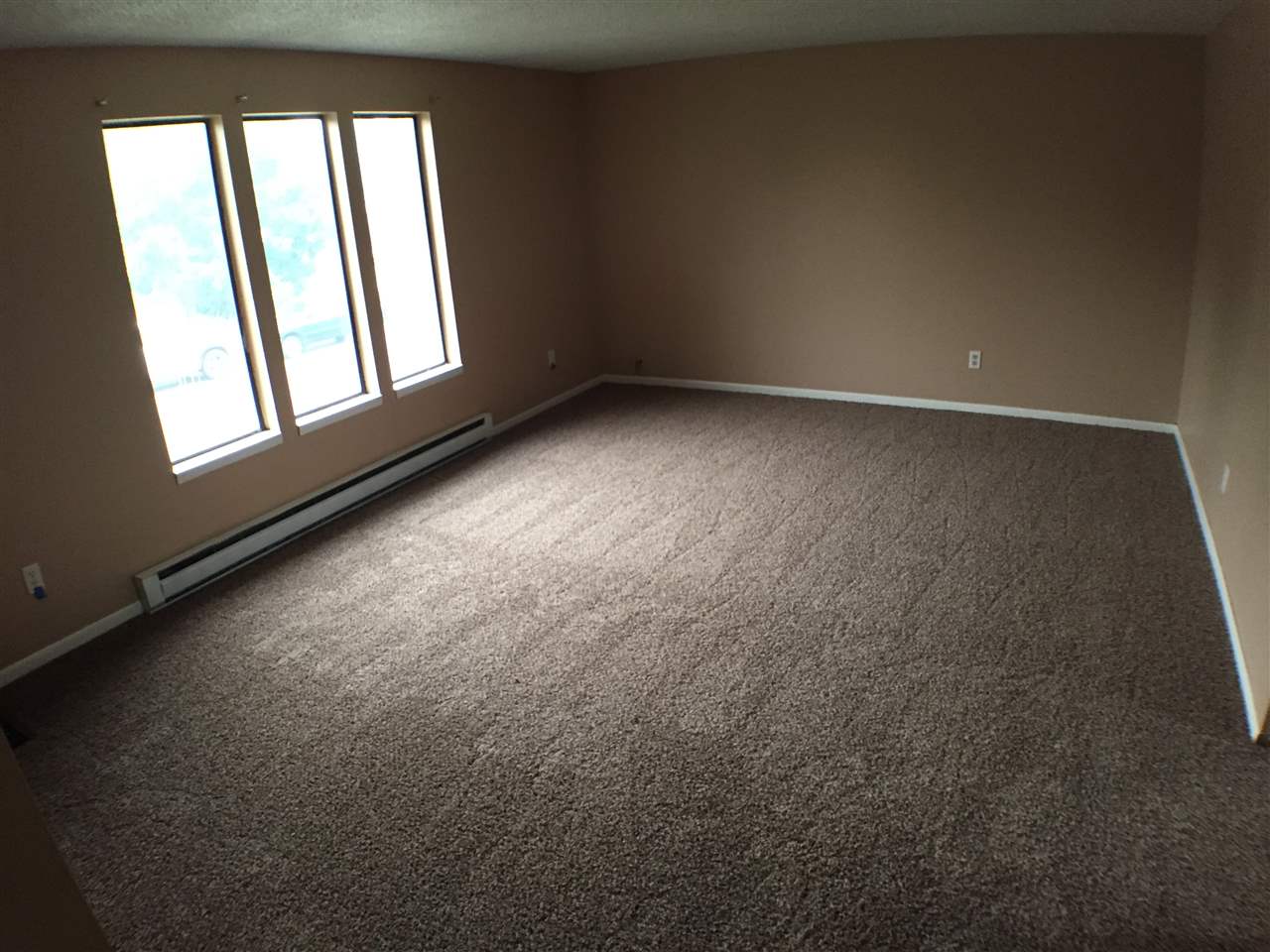 1617 North Raymond Road Spokane, WA 99206 - Photo 2 of 18 Gallery Image 2