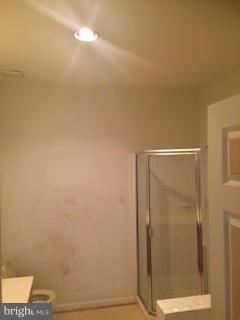 7203 Bogley Road, Unit 304 Baltimore, MD 21244 - Photo 11 of 12 Bath