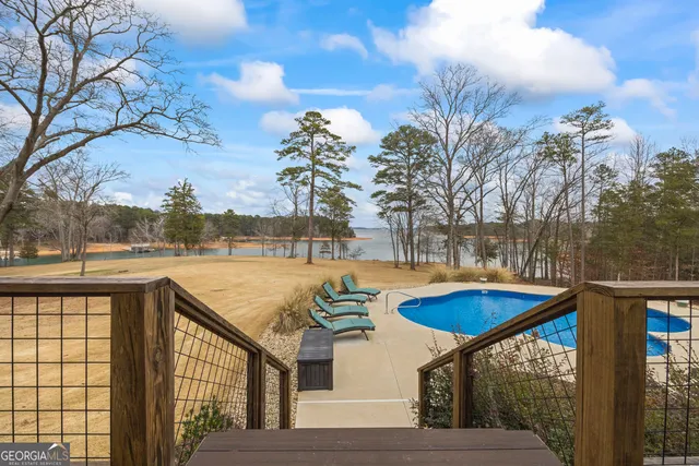 $3,500,000 | 300 Black Pt Drive, Hartwell, GA 30643