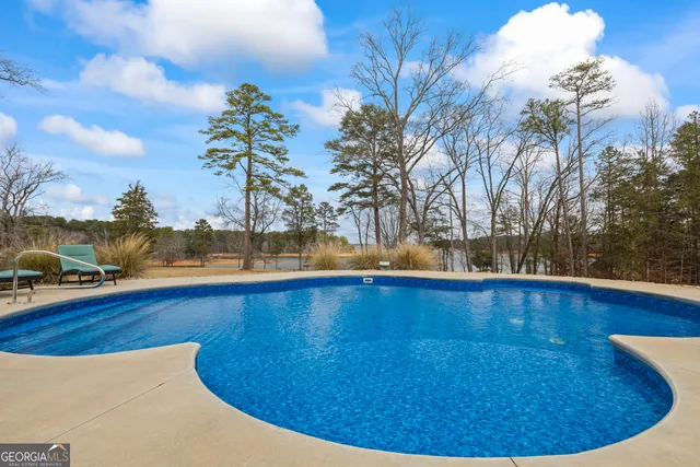$3,500,000 | 300 Black Pt Drive, Hartwell, GA 30643