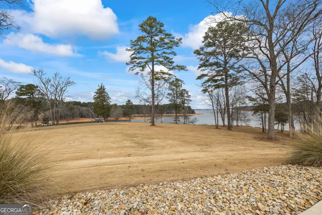 $3,500,000 | 300 Black Pt Drive, Hartwell, GA 30643