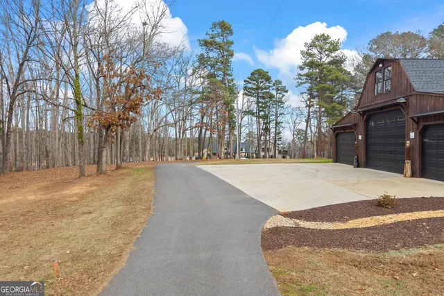 $3,500,000 | 300 Black Pt Drive, Hartwell, GA 30643