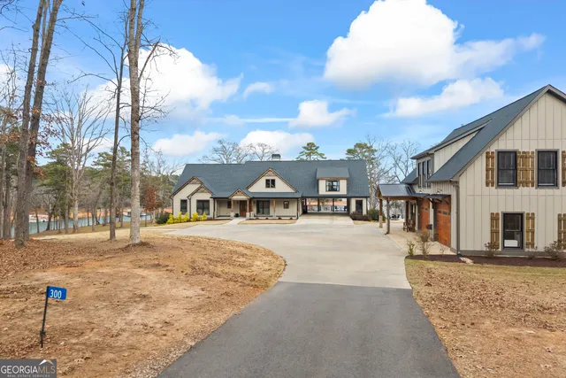 $3,500,000 | 300 Black Pt Drive, Hartwell, GA 30643