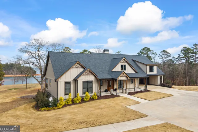$3,500,000 | 300 Black Pt Drive, Hartwell, GA 30643