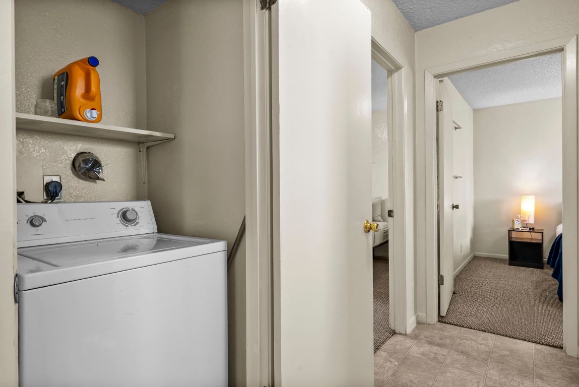 202 West Wheeler Street Manor, TX 78653 - Photo 15 of 28 a utility room with dryer and washer