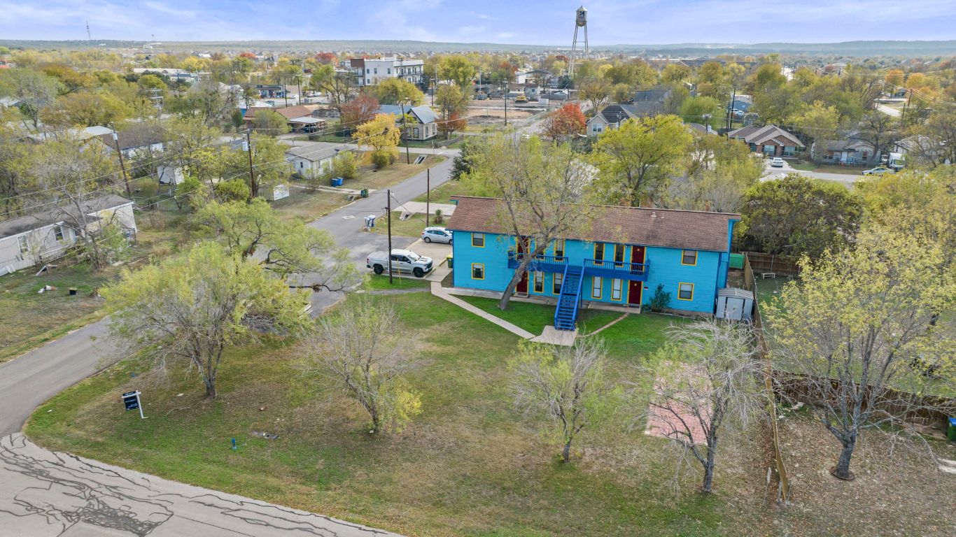 202 West Wheeler Street Manor, TX 78653 - Photo 4 of 28 a view of outdoor space and city view