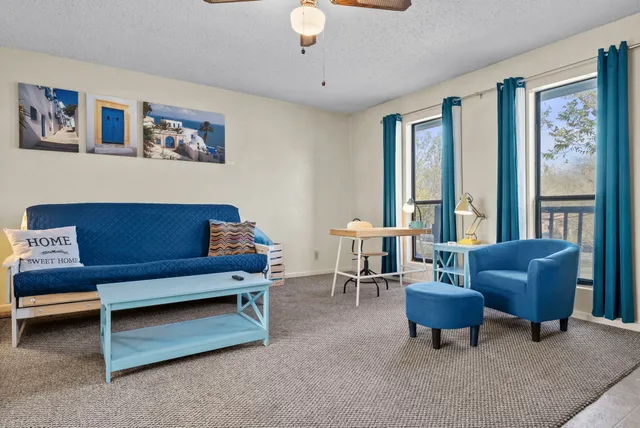 $890,000 | 202 West Wheeler Street, Manor, TX 78653