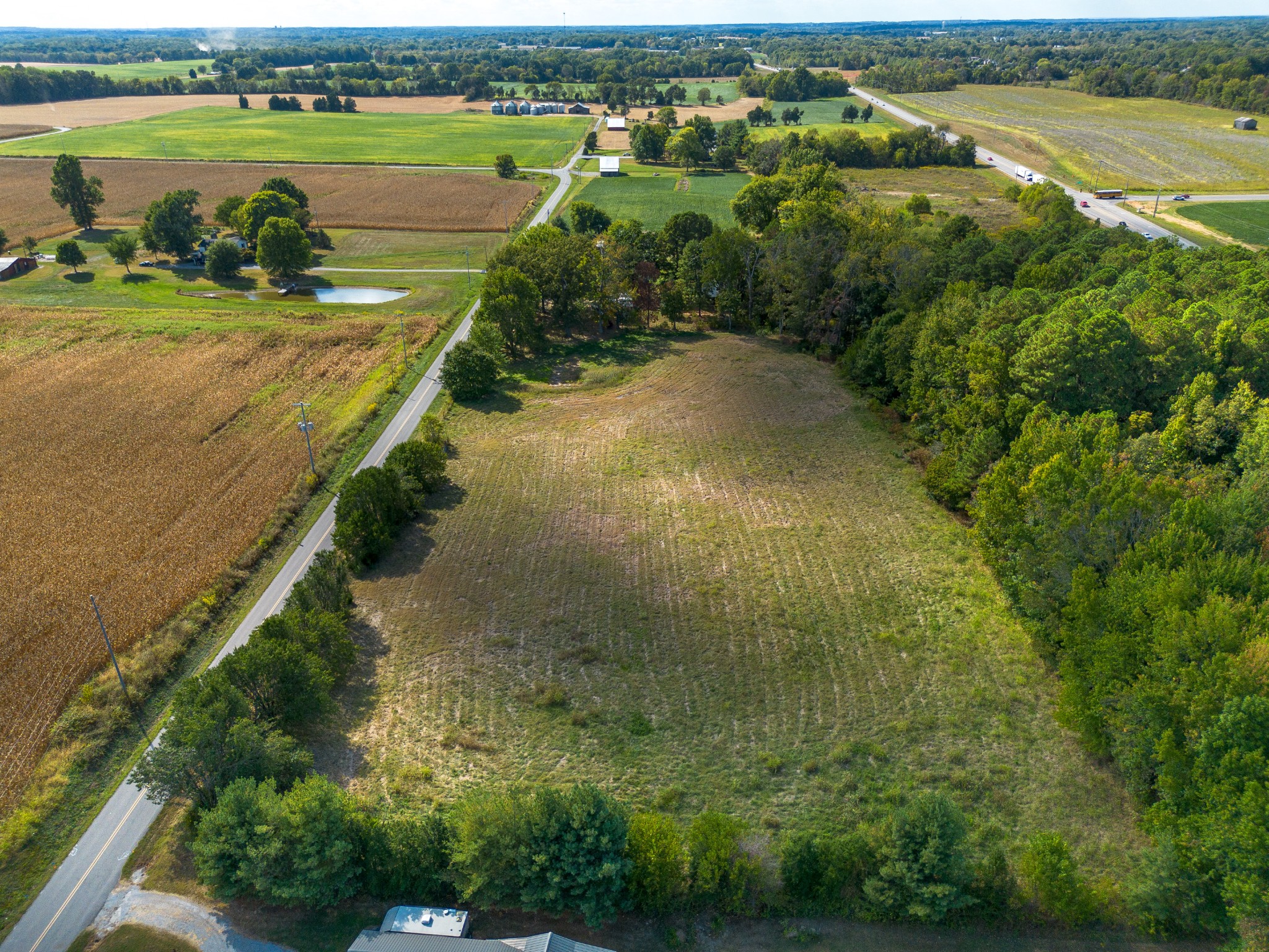 720 Payne Road Portland, TN 37148 - Photo 10 of 16 a view of a lake with a city