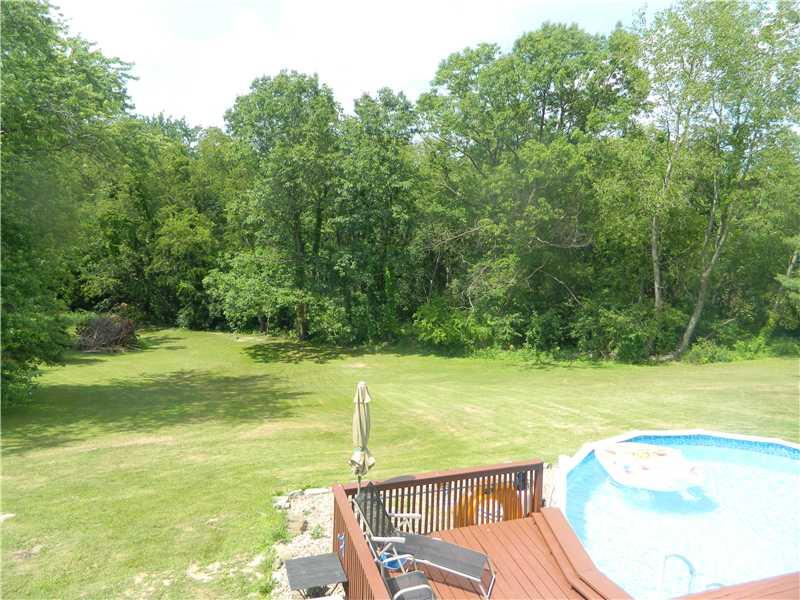 115 Ridge Avenue Beaver Falls, PA 15010 - Photo 15 of 19 Patio/Deck.
