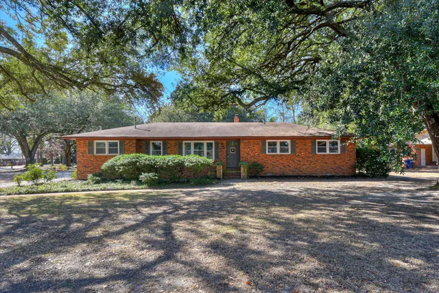 $349,999 | 749 Banks Mill Road Southeast, Aiken, SC 29801