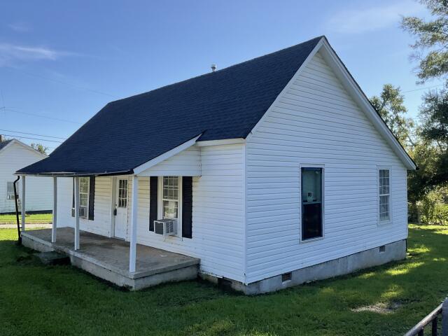 201 Hammett Street Honea Path, SC 29654 - Photo 1 of 11