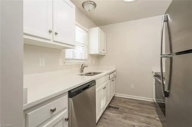 $2,010 | 2702 Camillia Cove, High Point, NC 27265