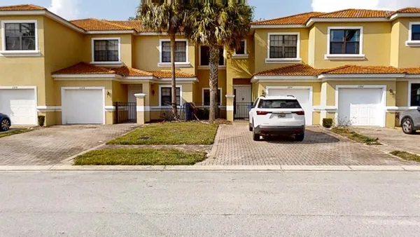 $230,000 | 1370 Pacific Road, Kissimmee, FL 34759