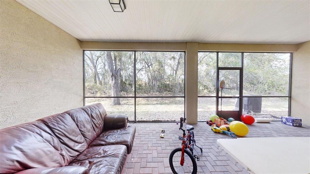 1370 Pacific Road Kissimmee, FL 34759 - Photo 11 of 42